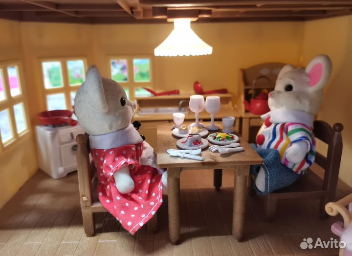 Дом Sylvanian Families