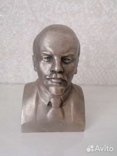 Статуэтка ленин