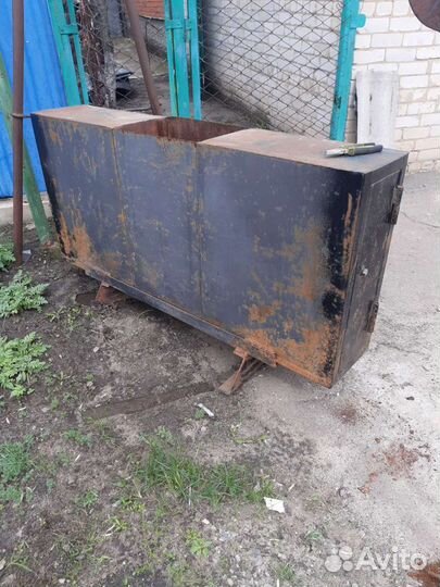 Ящик для инструмента металлический