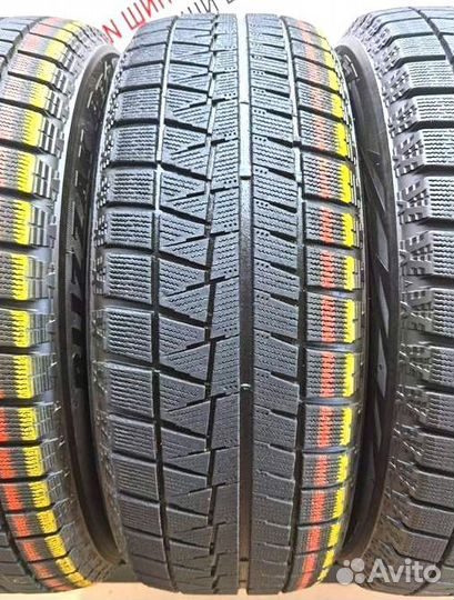 Bridgestone Blizzak Revo GZ 205/55 R16 87M