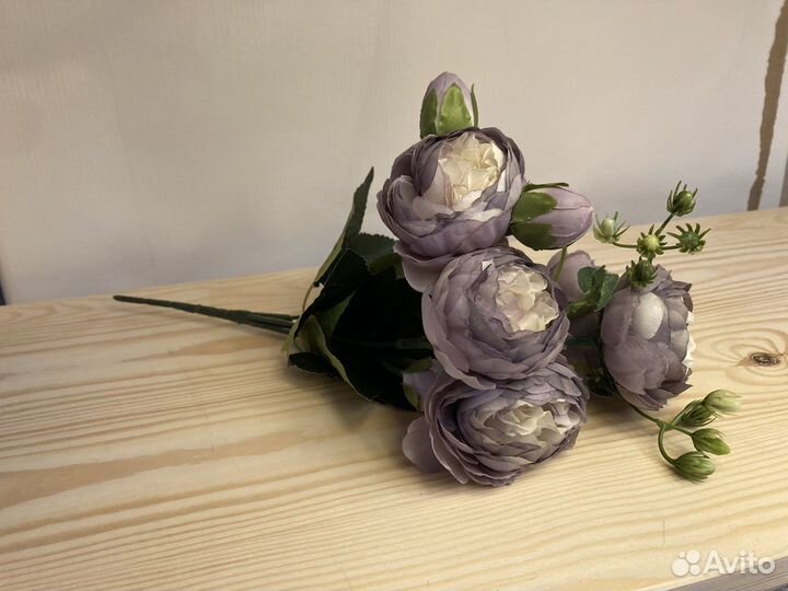 Декоративные искусственные цветы