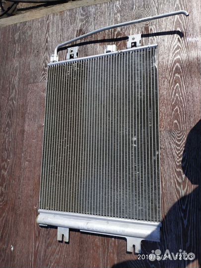 Радиатор кондиционера (конденсер) Renault Duster