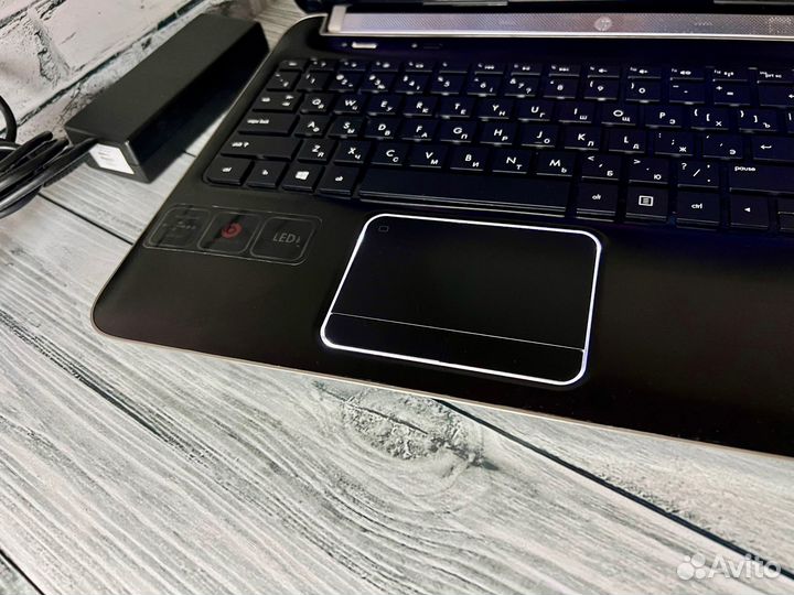 Офисный ноутбук HP 512/8/i5/SSD