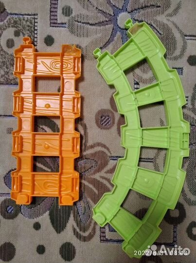 Игрушка железная дорога