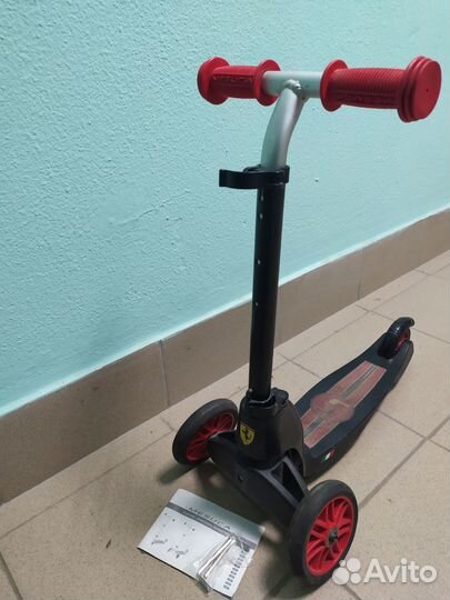 Самокат детский трехколесный
