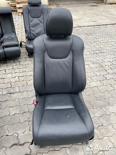 Сиденье лев. перед. Lexus RX350