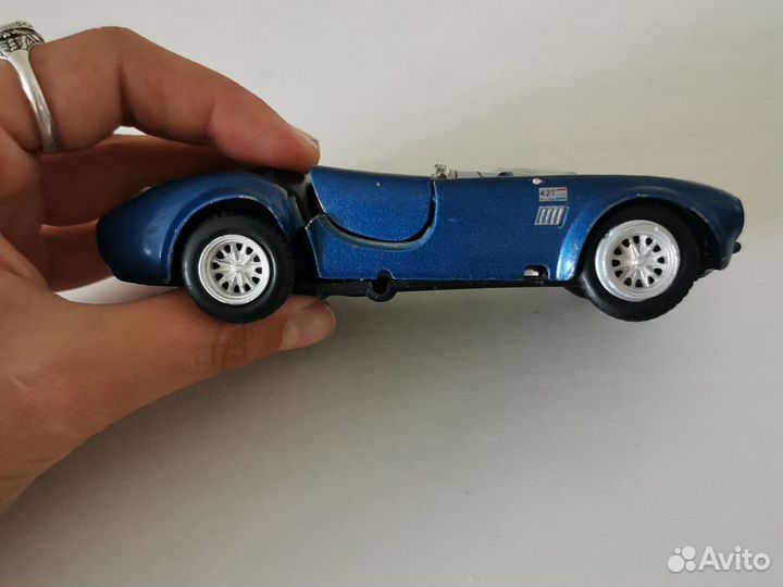 Модель автомобиля Shelby Cobra kt 5322 1/32