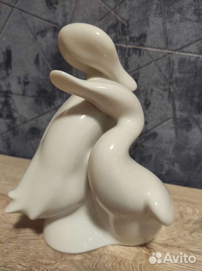 Статуэтка Гуси. Чехия. Royal dux. Антиквариат