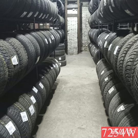 Toyo Proxes R40 215/50 R18 92L