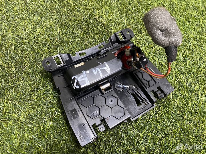 Пепельница Audi A4 B8 1.8 T 2009