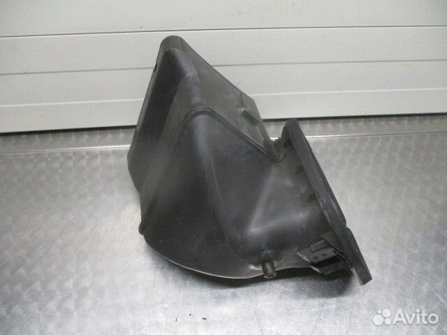 Воздухозаборник внутренний Porsche Cayenne 955