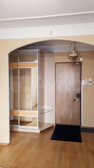 2-к. квартира, 60 м², 2/9 эт.