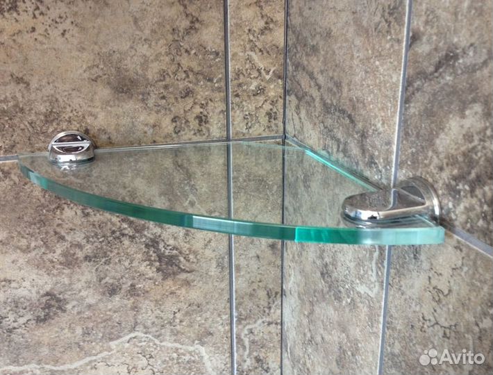 Стеклянные полочки на заказ