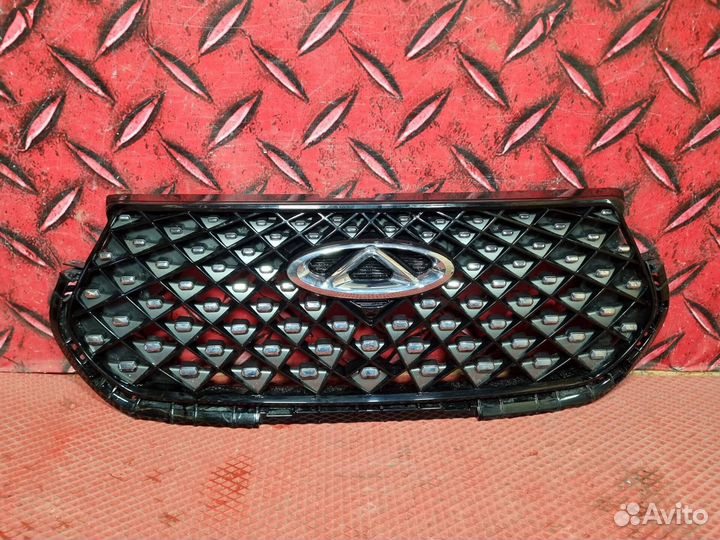 Решетка радиатора под камеру Chery Tiggo 7 Pro T1E