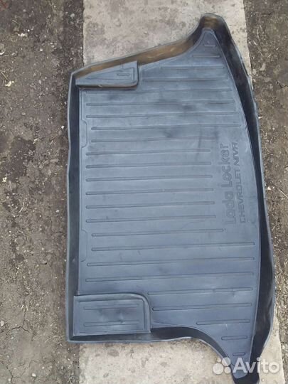 Коврик багажника нива шевроле