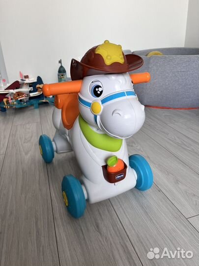 Интерактивная лошадь chicco