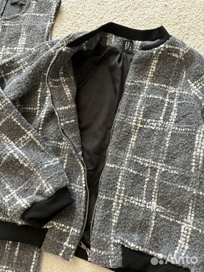 Костюм женский 46 48