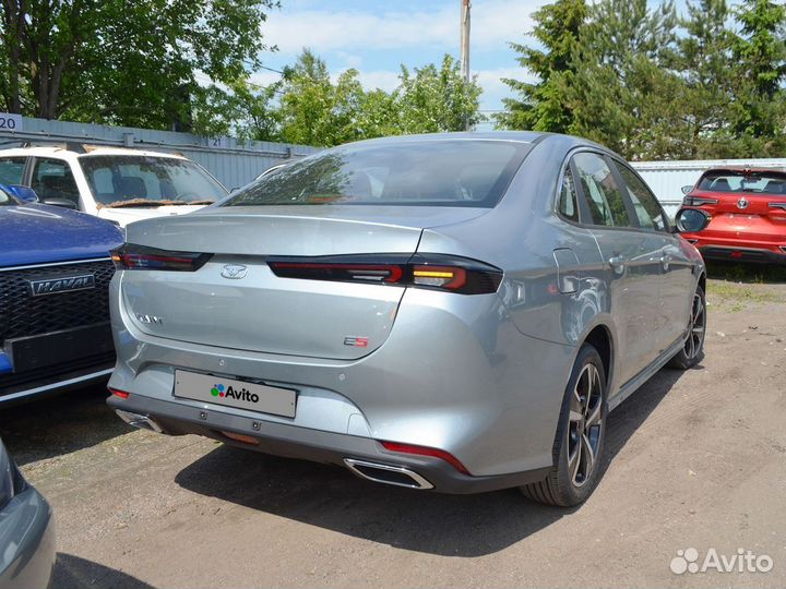 Kaiyi E5 1.5 CVT, 2023