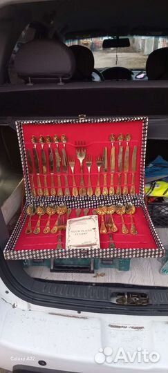 Набор вилок и ложек в кейсе