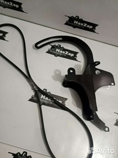 Кронштейн переноса генератора Нива с ремнем