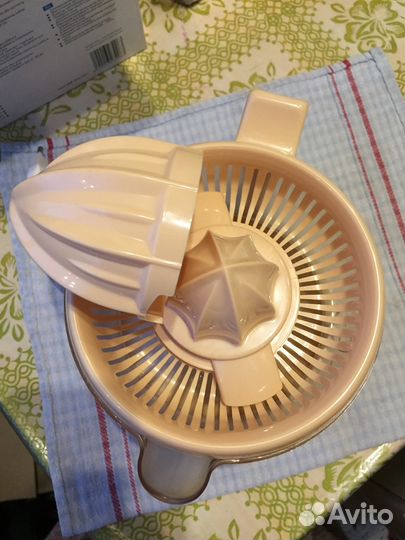 Соковыжималка Vitek vt 1612