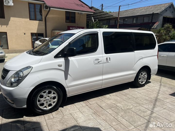 Hyundai H-1, 2010