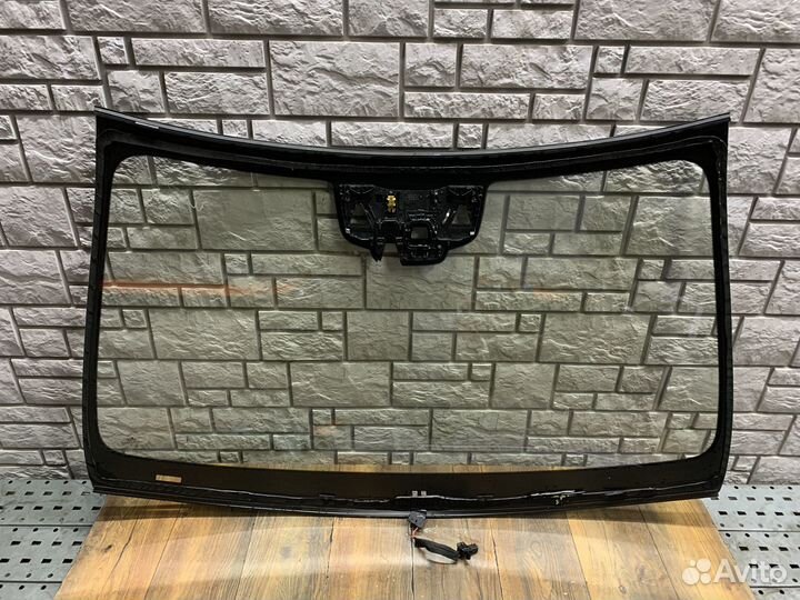 Mercedes Benz S W222 Стекло лобовое (ветровое)