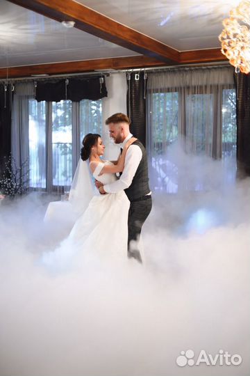 Тяжелый дым, конфетти