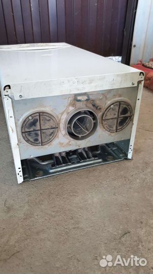 Газовая колонка ariston