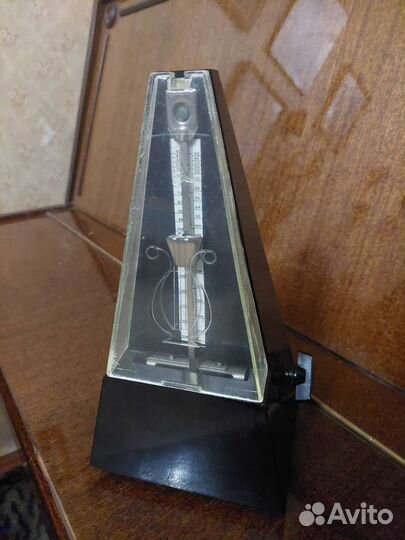 Метроном механический СССР