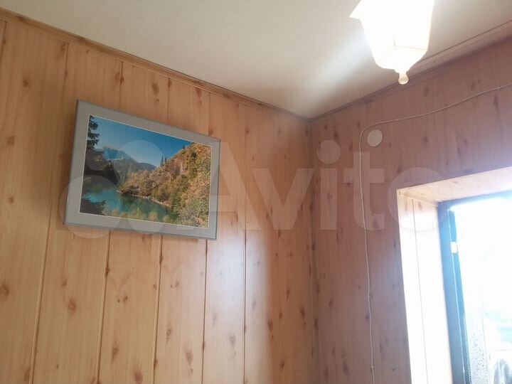 Комната 8 м² в 2-к., 2/2 эт.