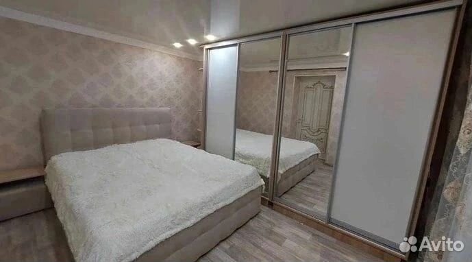 Кровать с матрасом 180*200