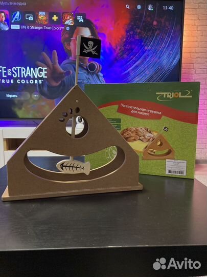 Занимательная игрушка для кошки