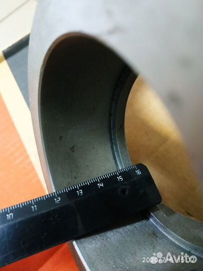 Продам правый поворотный кулак форд фокус.Мазда3