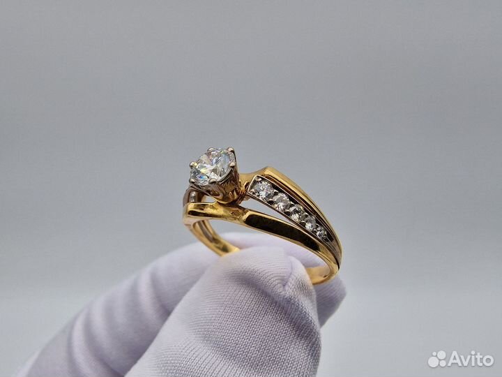 Золотое Кольцо 750 пробы с бриллиантами. Рассрочка