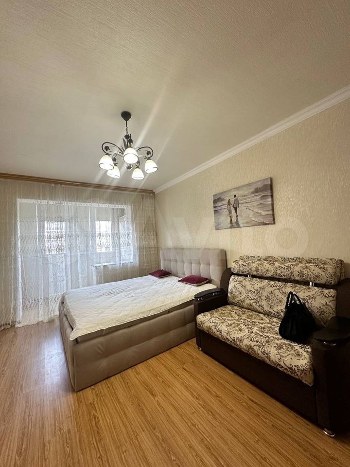 1-к. квартира, 44 м², 8/10 эт.