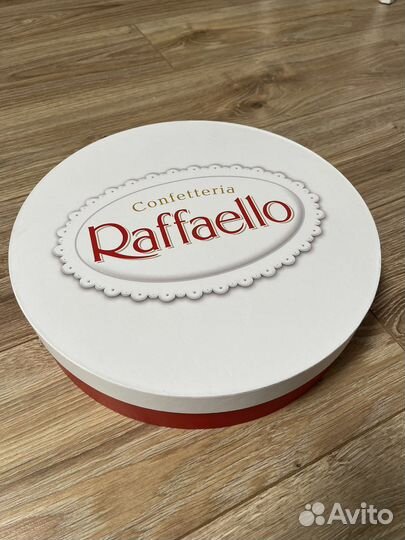 Подарочная коробка Raffaello