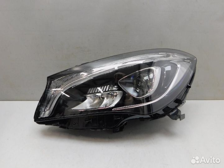 Фара левая Mercedes-Benz CLA-Class