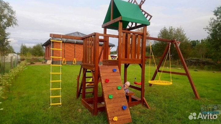 Детская площадка без заноз