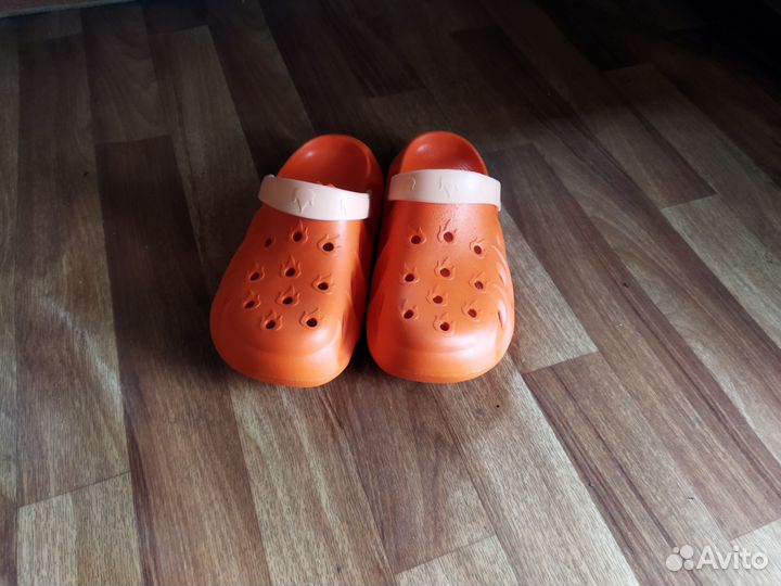 Мужские шлепанцы (сабо)