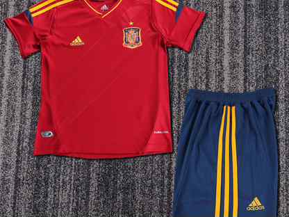 Ретро детская форма Испания 2012, Москва