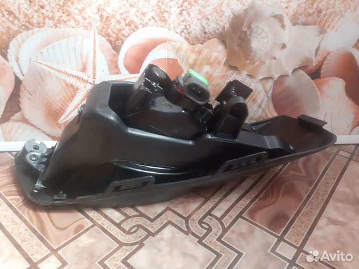 Правая противотуманная фара Honda Fit Shuttle