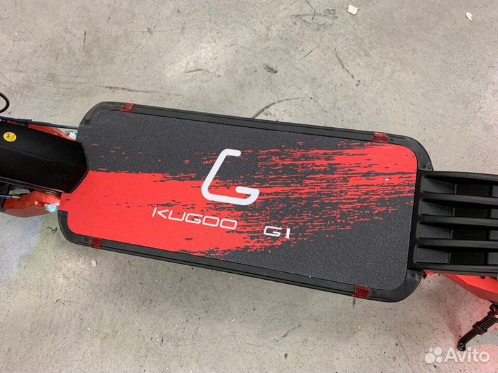 Электросамокат - Зверь