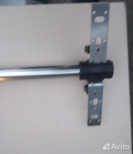 Трипод стойка штатив крепкий, тяжесть держит