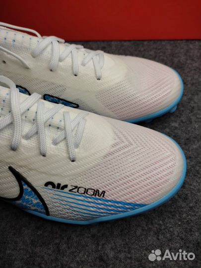 Футбольные бутсы Nike air zoom