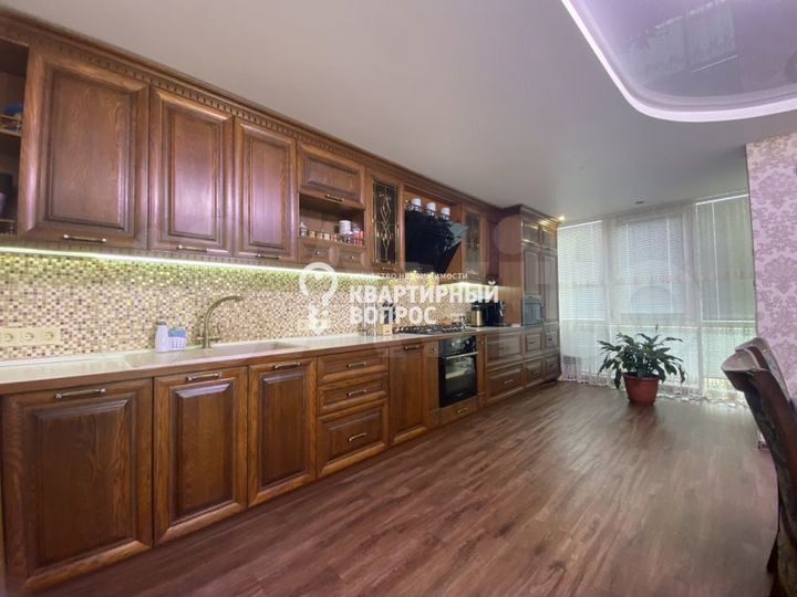 4-к. квартира, 176 м², 7/7 эт.