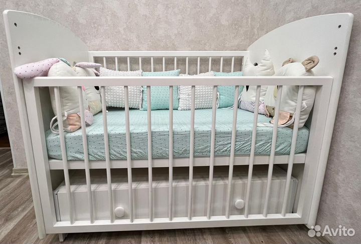 Детская кроватка
