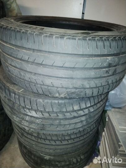 Charmhoo Sports T1 245/45 R18