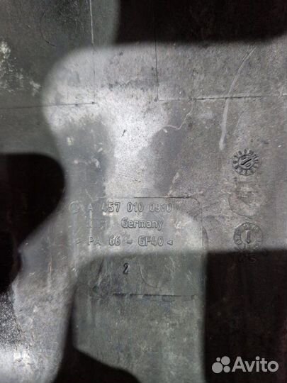 Клапанная крышка Mercedes-Benz Actros