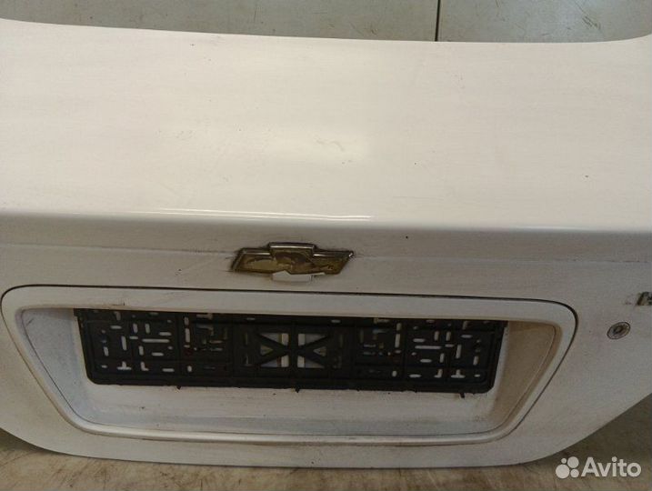 Крышка багажника Chevrolet Evanda